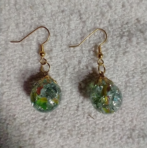 Goldtone colorful glass globe dangle ball wire earrings - Picture 1 of 3